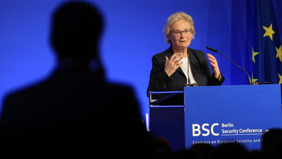 Menteri pertahanan Jerman, Christine Lambrecht saat Konferensi Keamanan Berlin di Berlin, Jerman, Rabu, 30 November 2022. (Krisztian Bocsi/Bloomberg)