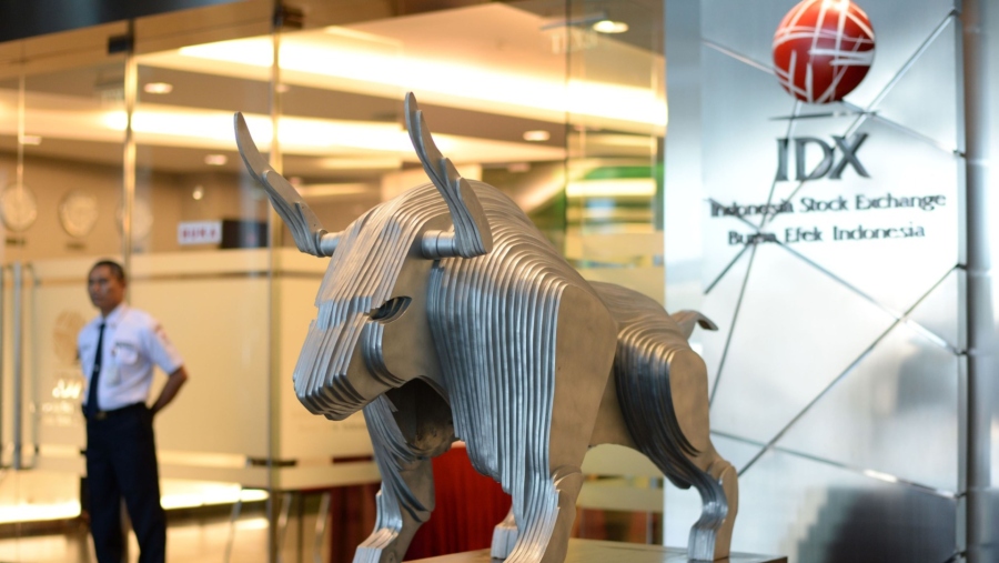 Patung Bullish IHSG di Bursa Efek Indonesia (Dimas Ardian/Bloomberg)