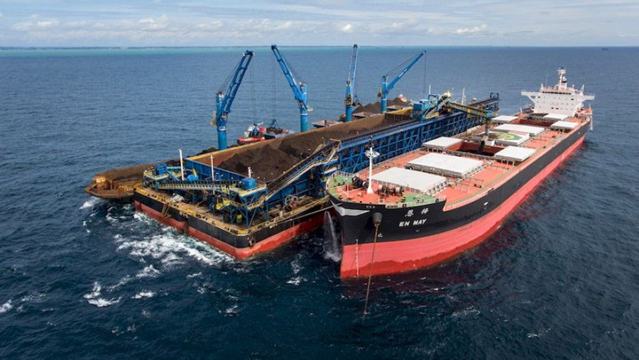 Kalimantan Floating Transfer Barges dimiliki dan dioperasikan oleh Bayan Group. (Dok. PT Bayan Resources)