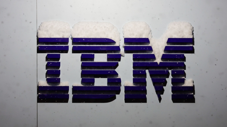 Ilustrasi Logo IBM (Sumber: Stefan Wermuth/Bloomberg)