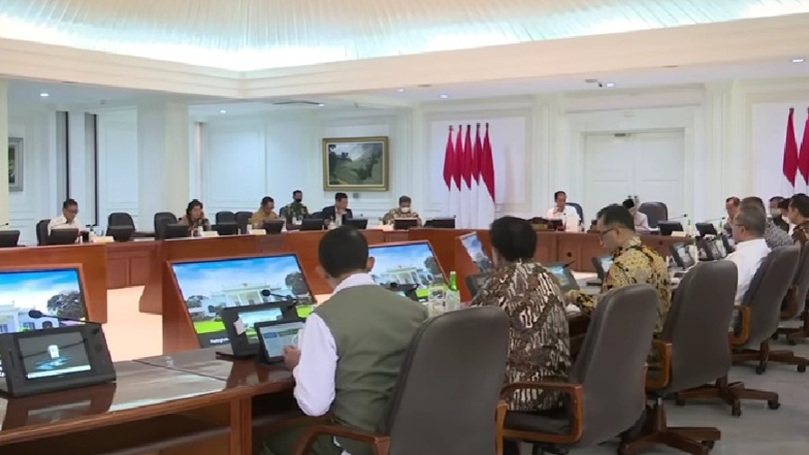 Rapat terbatas di kantor Presiden tentang wisata pasca-PPKM (YouTube Sekretariat Presiden)