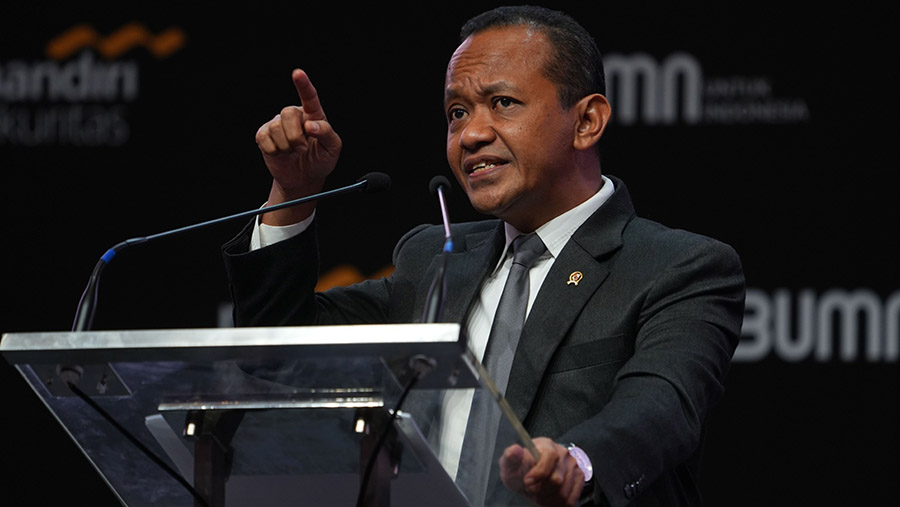 Menteri Investasi/Kepala BKPM Bahlil dalam acara Mandiri Investment Forum 2023. (Dimas Ardian/Bloomberg)