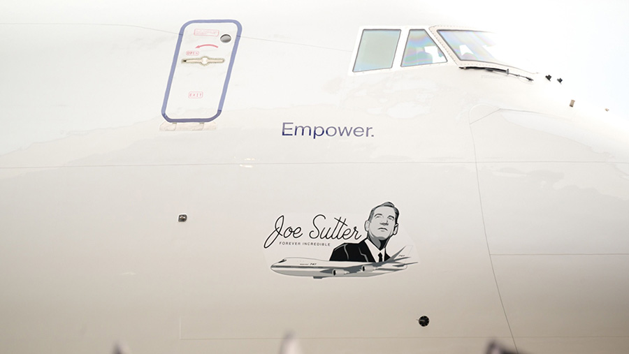 Gambar Insinyur Boeing Joe Sutter yang membangun pesawat jumbo dalam waktu kurang dari dua setengah tahun. (Chona Kasinger/Bloomberg)