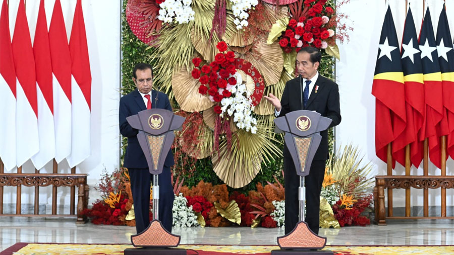 Presiden Joko Widodo menggelar pertemuan bilateral dengan Perdana Menteri (PM) Republik Demokratik Timor-Leste, Taur Matan Ruak (BPMI Setpres/ Kris)