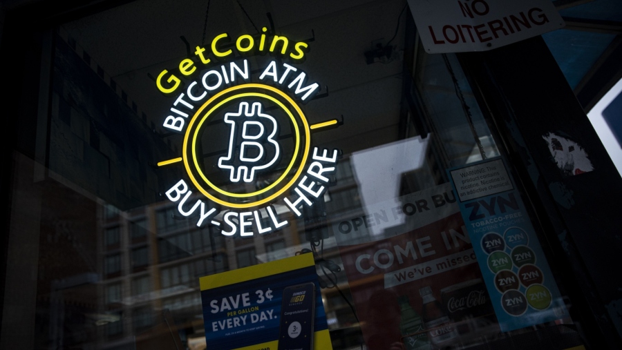Ilustrasi Logo Bitcoin (Sumber: Bloomberg)