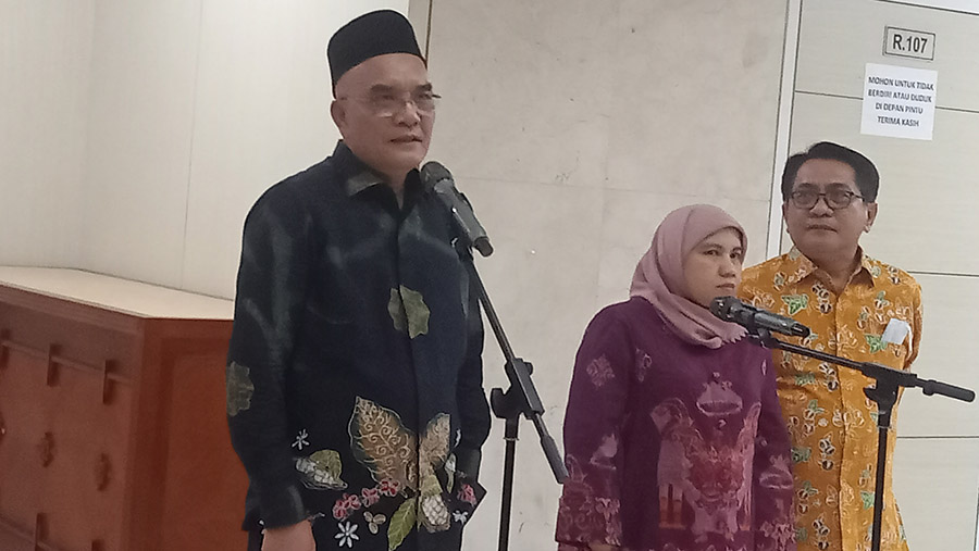 Ketua Panja Haji, Marwan Dasopang di Gedung Parlemen, Senayan, Jakarta, Selasa (14/2/2023). (Bloomberg Technoz/ Sultan Ibnu Affan)