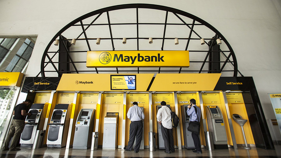 Ilustrasi Maybank. (Charles Pertwee/Bloomberg)