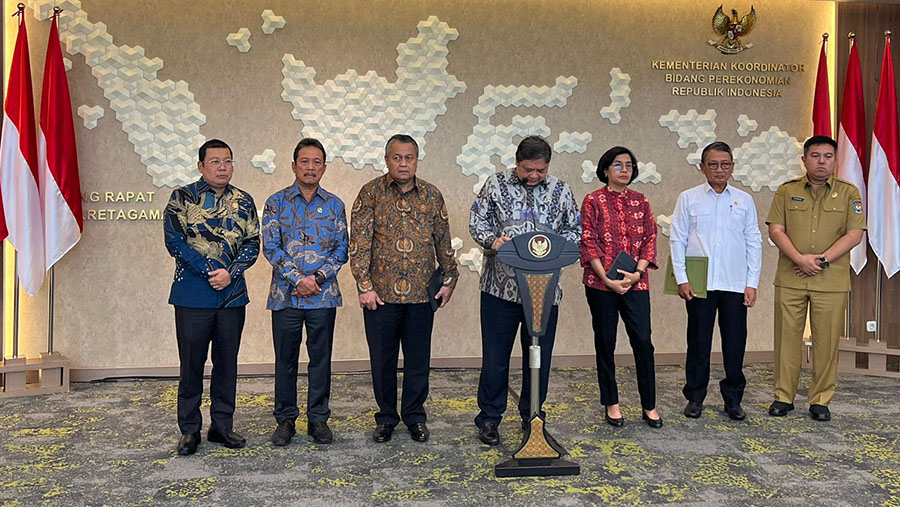 Menko Perekonomian Airlangga Hartarto saat konferensi Pers High Level Meeting TPIP, Senin (20/02/2023). (Dok. BI)