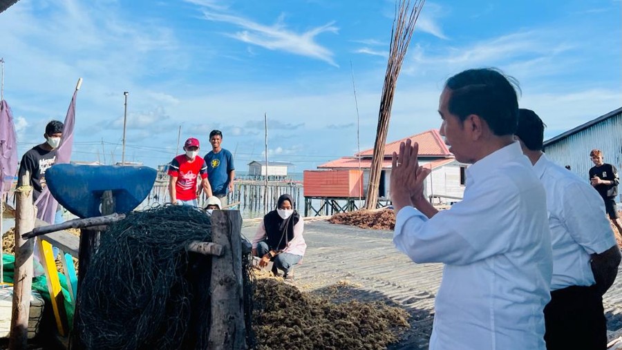 Presiden Jokowi kunjungi Kampung Nelayan Tanjung Pasir, Tarakan (DOK BPMI Setpres/Rusman)