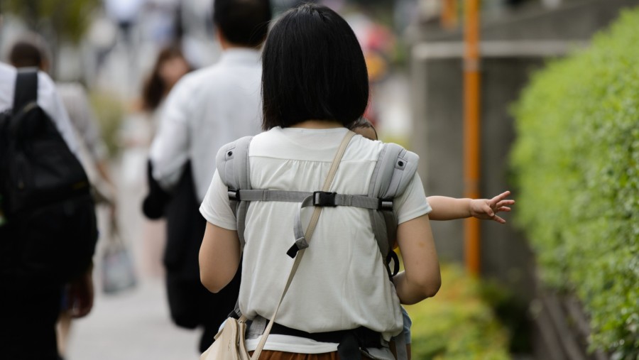 Prakiraan Populasi Jepang Menyusut Sepertiga dalam Lima Tahun Mendatang. (Sumber: Bloomberg)