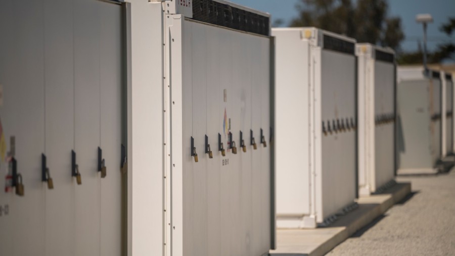Tur Sistem Penyimpanan Energi Baterai Elkhorn (Sumber: Bloomberg)