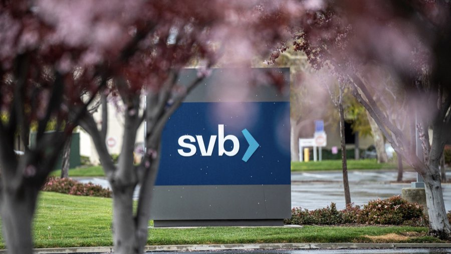 Silicon Valley Bank (SVB) (Sumber: Bloomberg)