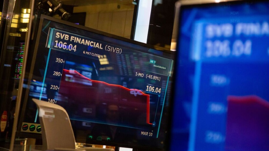 SVB Financial Group di New York Stock Exchange (Bloomberg/Michael Nagle)