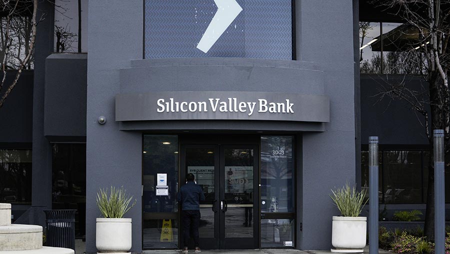 Kantor pusat Silicon Valley Bank (SVB) di Santa Clara, California, AS. (Philip Pacheco/Bloomberg)
