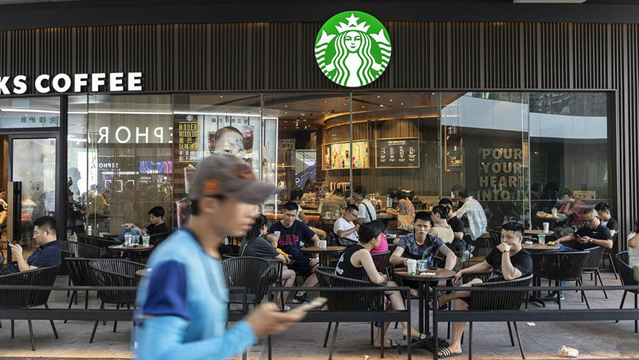 Ilustrasi Starbucks. (Qilai Shen/Bloomberg)