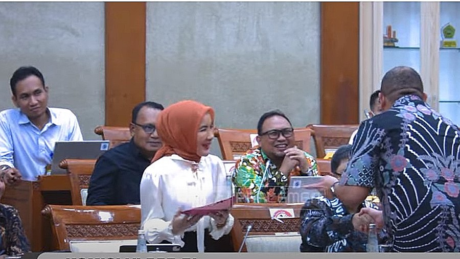Dirut Pertamina Nicke Widyawati di Rapat Komisi VI DPR (YouTube TV Parlemen)
