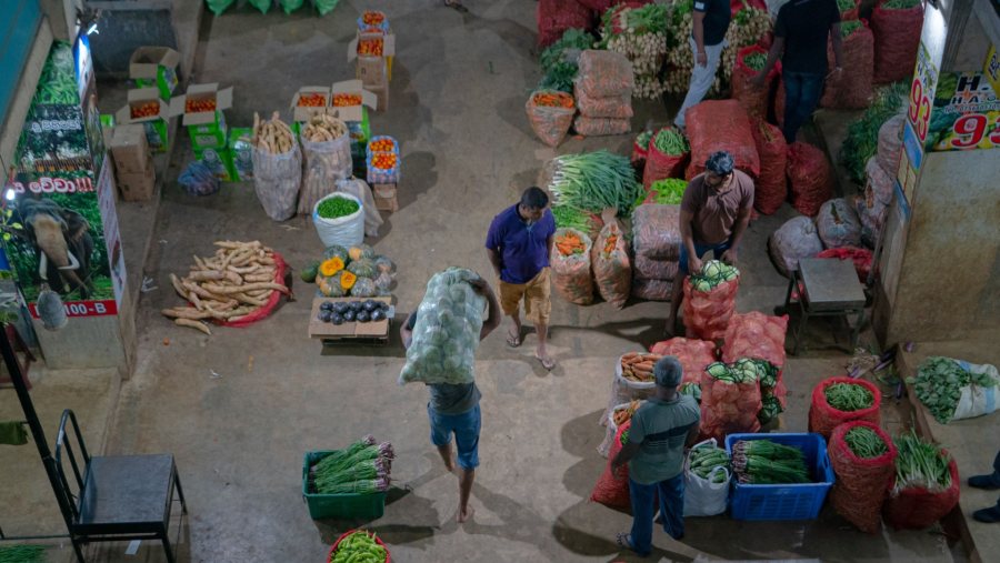 Ilustrasi Pasar Tradisional di Sri Lanka (Sumber: Bloomberg)