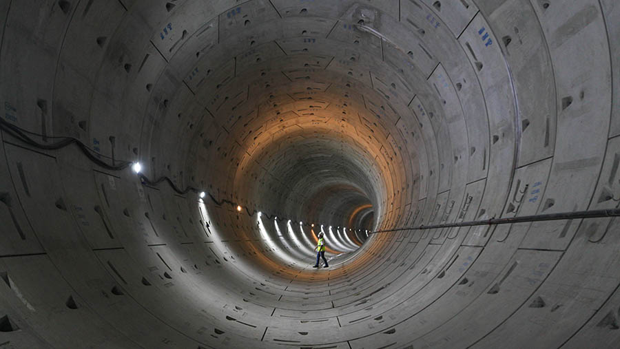 Mesin bor terowongan 1 (TBM-1) berhasil membangun terowongan northbound sepanjang 395 dari total 562 meter.(Bloomberg Technoz/ Andrean Kristianto)