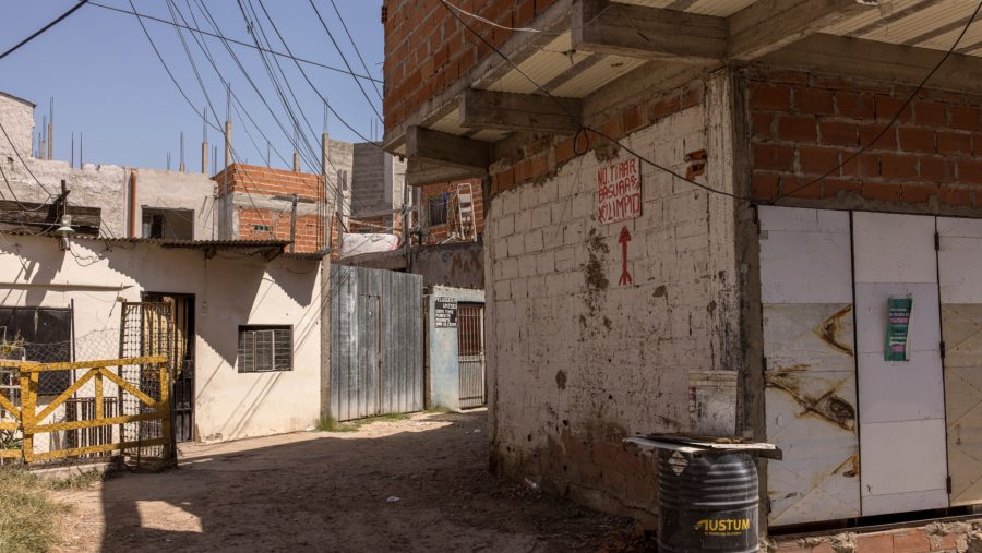 Ilustrasi Pemukiman Kumuh di Argentina (Sumber: Bloomberg)