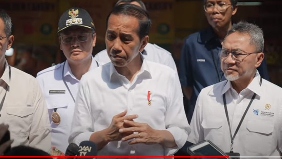 Presiden Jokowi tinjau Pasar Rawamangun dan Pasar Johar Baru (YouTube Sekretariat Presiden)