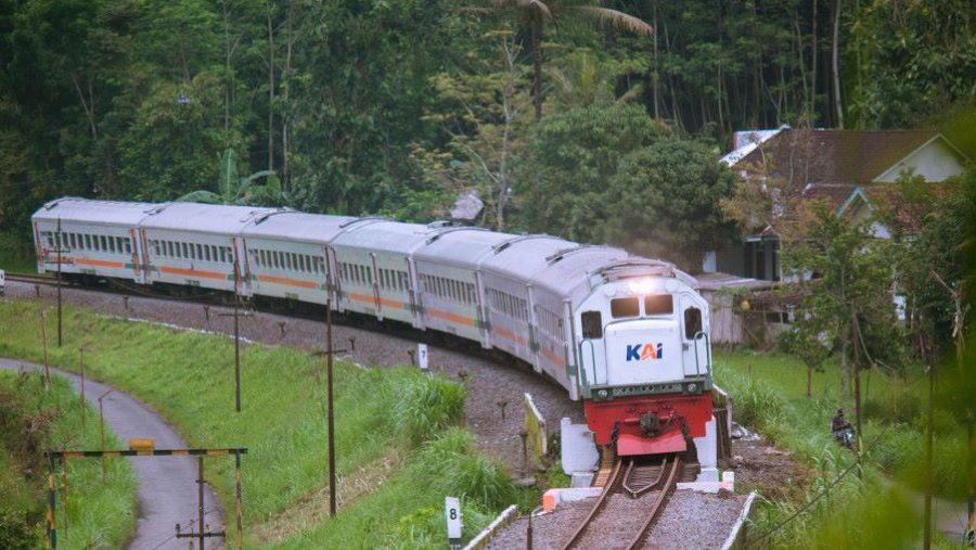 Rangkaian kereta api milik PT Kereta Api Indonesia Persero. (Dok kai.id)