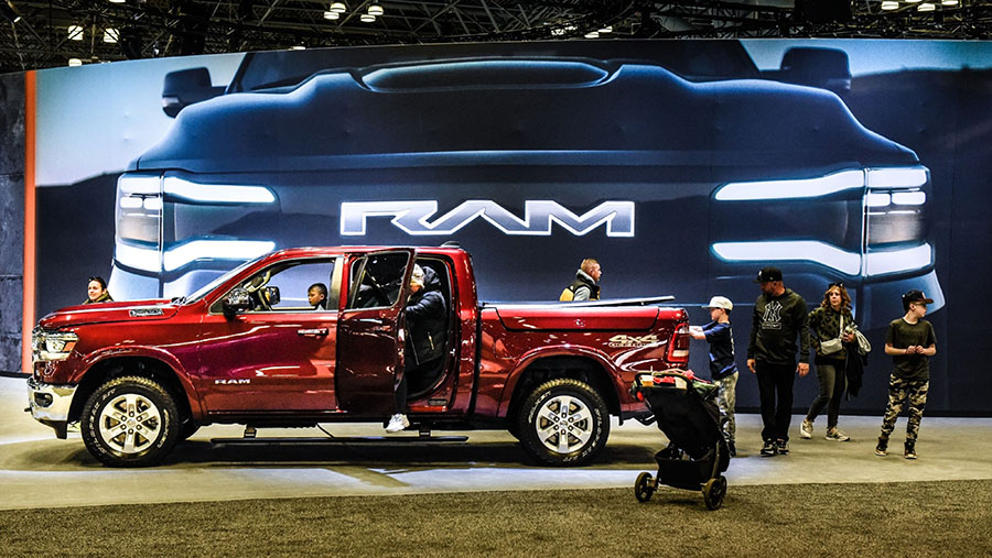 Ram Trucks resmi memperkenalkan mobil listrik terbarunya yaitu Ram 1500 REV. (Stephanie Keith/Bloomberg)