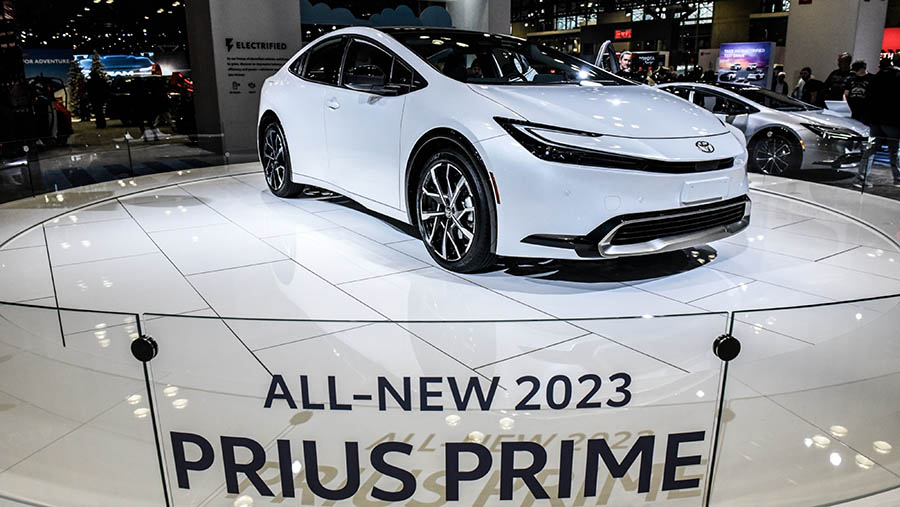 Pabrikan asal Jepang, Toyota memboyong All New Prius dalam ajang New York International Auto Show (NYIAS) 2023 ini. (Stephanie Keith/Bloomberg)