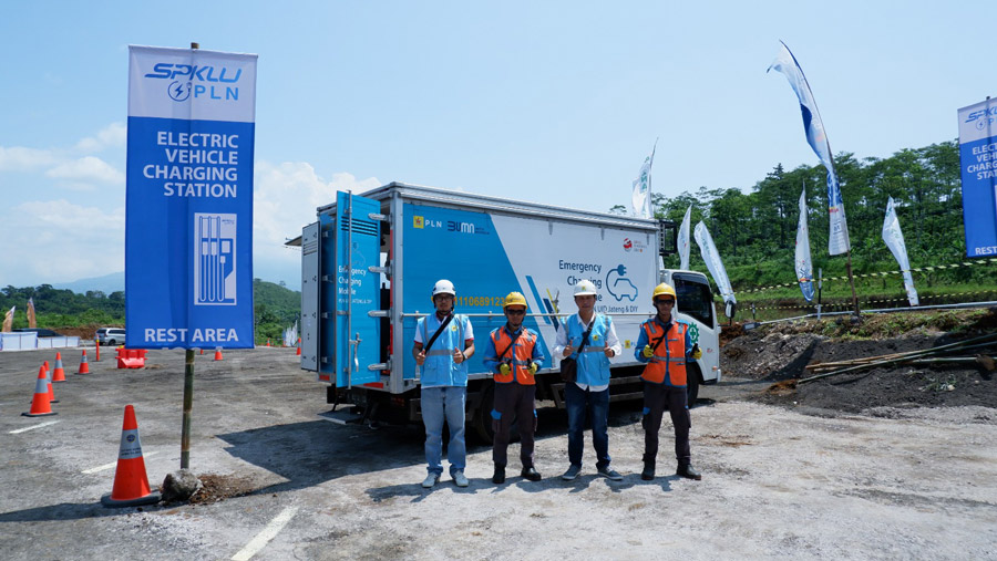 SPKLU Mobile Pertama di Indonesia Kini Ada di Ruas Tol Jawa Tengah - 2 (Dok. PLN)