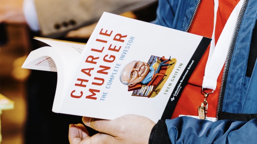 Buku Charlie Munger (Sumber: Bloomberg)