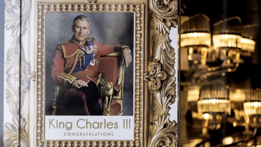 Raja Charles III (Sumber: Bloomberg)