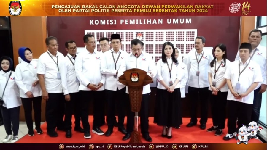 Partai Perindo saat mengajukan bakal Caleg di KPU. (Tangkapan layar Youtube KPU)