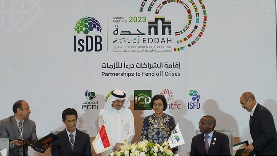 Menkeu Sri Mulyani saat konferensi pers usai pertemua IsDB. (Dok. Kemenkeu)