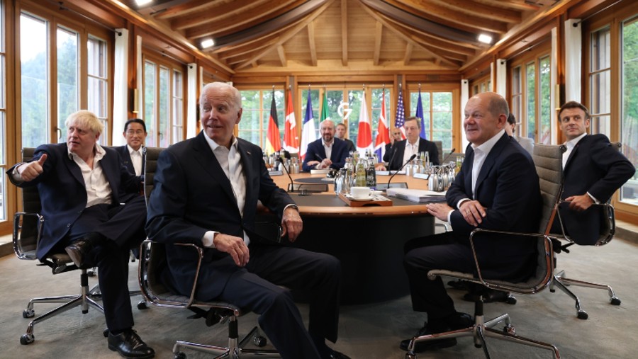 Pemimpin negara G-7 pada pertemuan Schloss Elmau di Jerman, 28 Juni 2022.