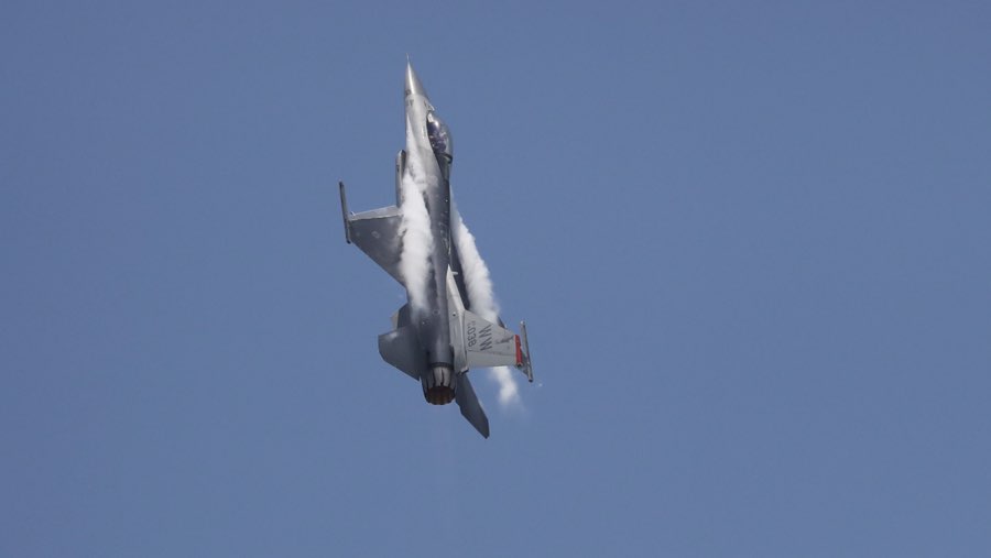 Jet tempur F-16 (Sumber: Bloomberg)