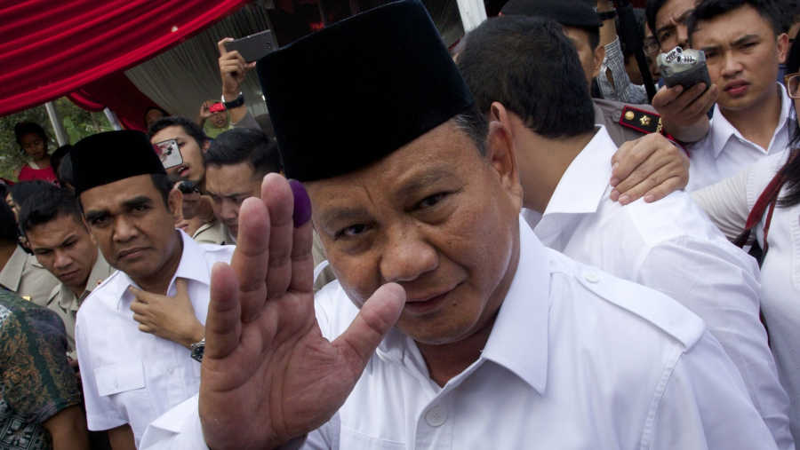 Prabowo Subianto setelah melakukan voting pada 2014. (Sumber: Bloomberg)