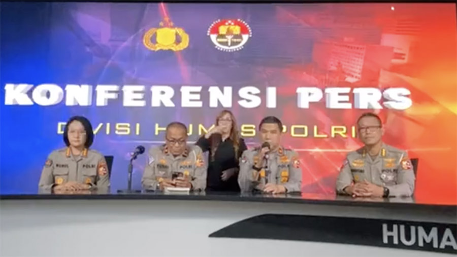 Direktur Regident Korlantas Polri, Brigjen Yusri Yunus saat konferensi pers soal ujian SIM, Kamis (22/6/2023). (Tangkapan Layar IG divisihumaspolri)