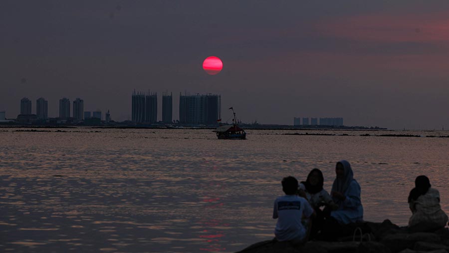 di sore harinya, pengunjung dapat menikmati suasana matahari terbenam. (Bloomberg Technoz/ Andrean Kristianto)