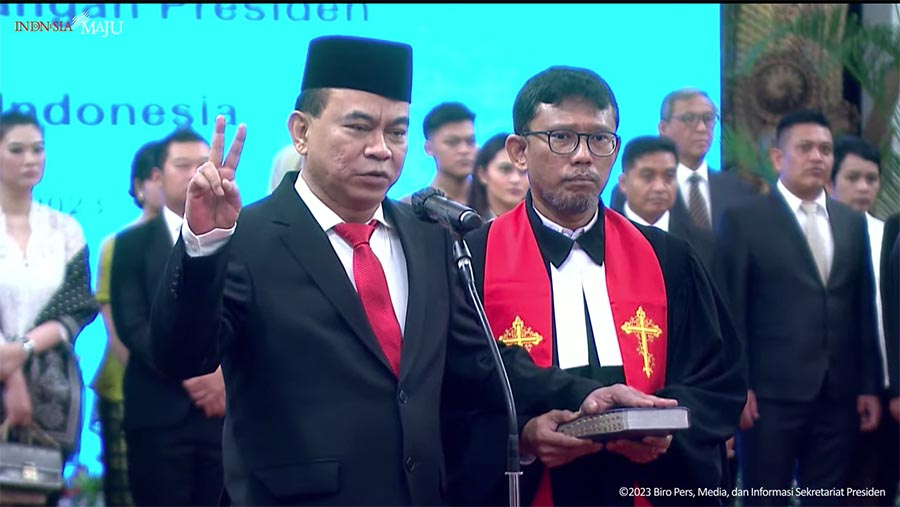 Pelantikan Budi Arie Setiadji sebagai Menkominfo Sisa Masa Jabatan 2019-2024 oleh Presiden Jokowi. (Tangkapan Layar Youtube Sekretariat Presiden)