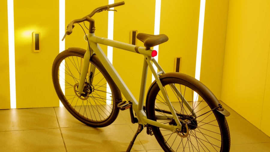 Startup sepeda listrik Belanda, VanMoof BV, bangkrut (Bloomberg)