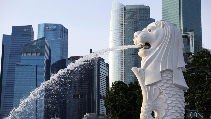 Patung Merlion di Singapura. Fotografer: Lionel Ng/Bloomberg