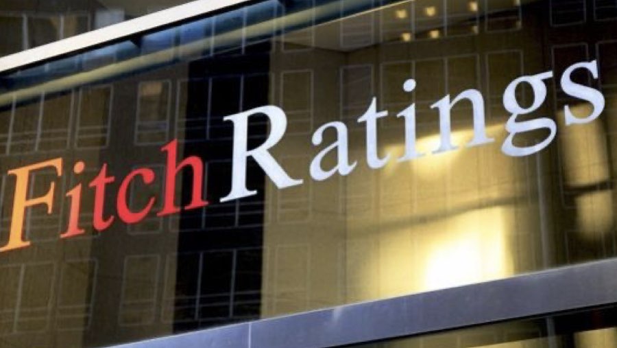 Fitch (Sumber: Bloomberg)