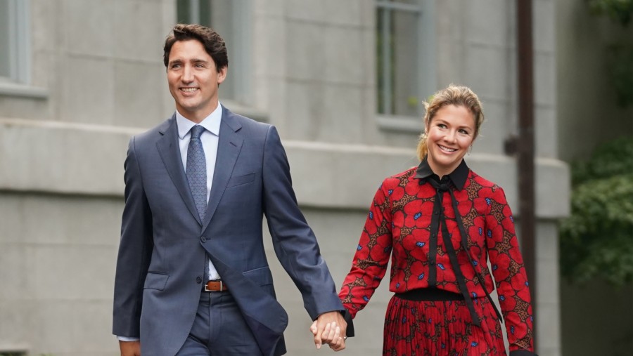 Perdana Menteri Kanada, Justin Trudeau; dan mantan istrinya, Sophie Gregoire. (Dok. Bloomberg)