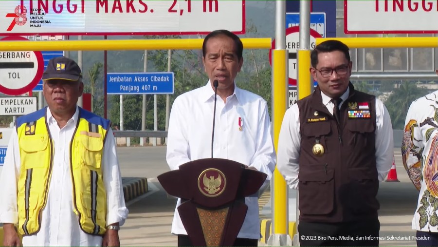 Presiden Jokowi meresmikan ruas Cigombong-Cibadak pada Jalan Tol Bogor-Ciawi-Sukabumi atau Bocimi. (Tangkapan layar Setpres RI)