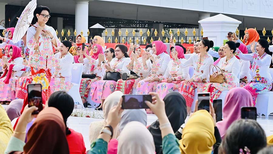 Istana Berkebaya di depan Istana Merdeka, Jakarta, Minggu (06/08/2023). (Foto: BPMI Setpres)