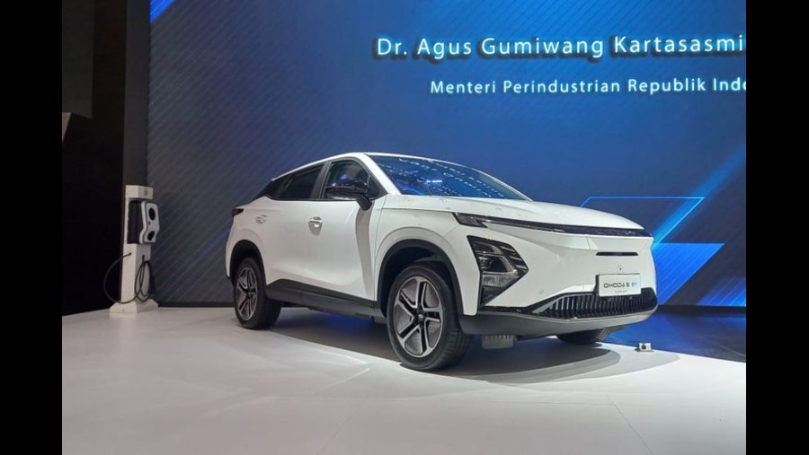 PT Chery Sales Indonesia meluncurkan mobil listrik Omoda 5 EV di ajang GIIAS 2023./Bloomberg Technoz-Sultan Ibnu Affan