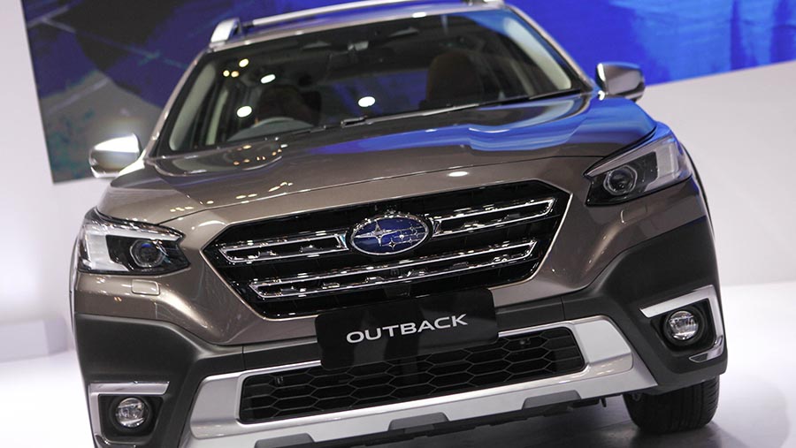 Peluncuran Subaru Outback di ajang pameran otomotif GIIAS 2023 di ICE BSD, Tangerang, Kamis (10/8/2023). (Bloomberg Technoz/ Andrean Kristianto)