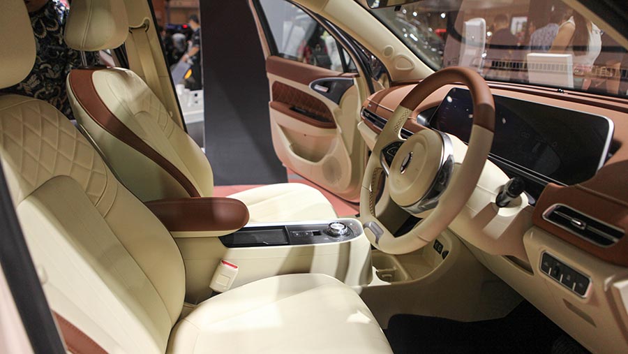 Ora 03 dijadwalkan akan mulai dijual tahun depan dengan harga diperkirakan sekitar Rp630 juta. (Bloomberg Tehcnoz/ Andrean Kristianto)