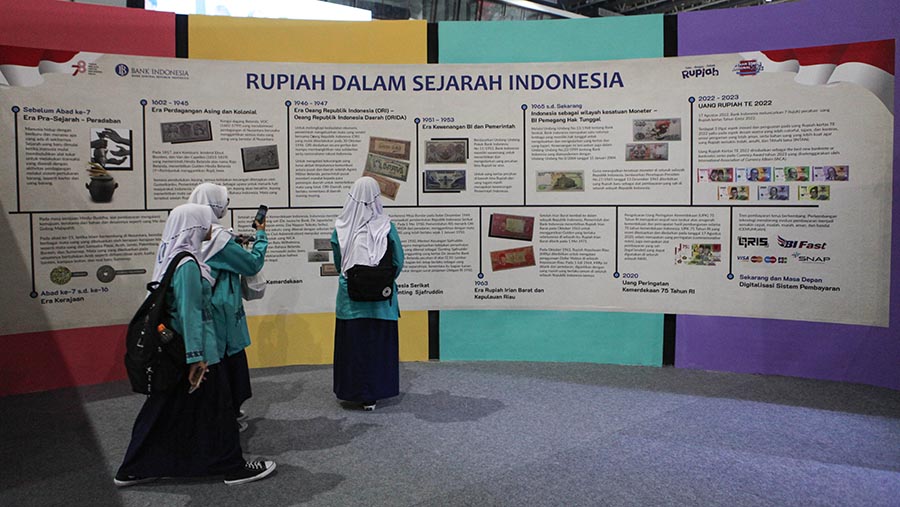 Pengunjung juga dapat mengenal rupiah dalam sejarah di Indonesia.(Bloomberg Technoz/ Andrean Kristianto)