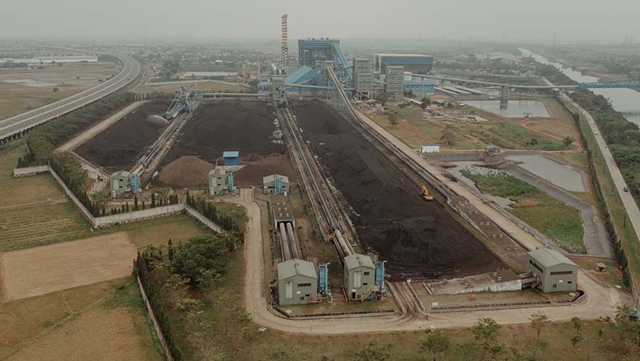 Pembangkit listrik tenaga uap (PLTU) Babelan di Bekasi, Jawa Barat, Selasa, (22/8/2023). (Muhammad Fadli/Bloomberg)