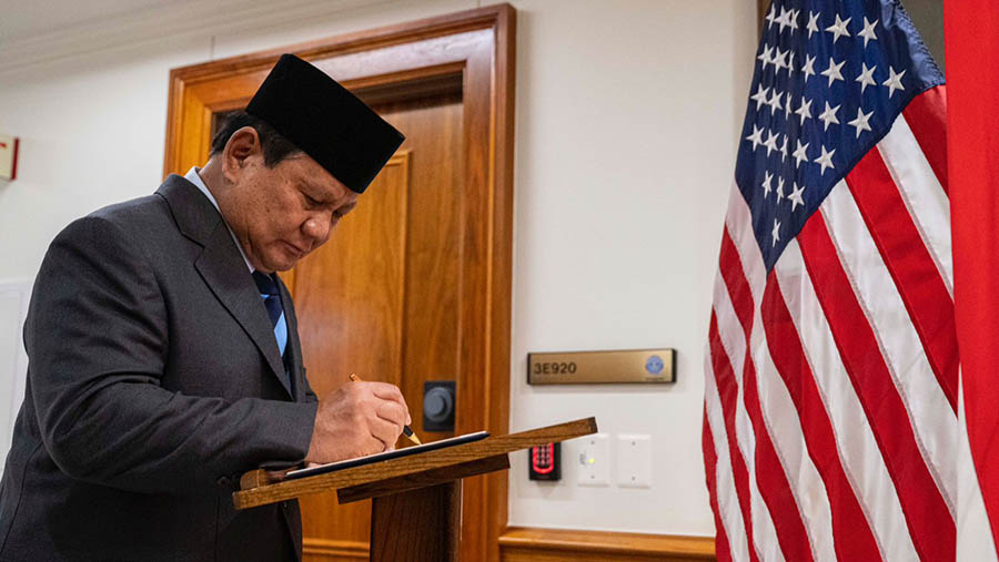 Menhan Prabowo Subianto bertemu dengan Menhan AS, Lloyd J Austin di Pentagon, AS, Kamis (24/8/2023). (Dok. Kemhan)